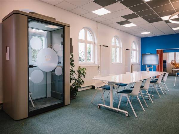 Moderne Büros und flexible Arbeitsplätze im Quartier Hornbach — Bild 5