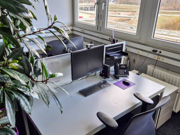 Professionelle Bürogemeinschaft mit Kanalblick in Nürnberg-Maiach — Bild 1