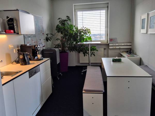 Professionelle Bürogemeinschaft mit Kanalblick in Nürnberg-Maiach — Bild 4