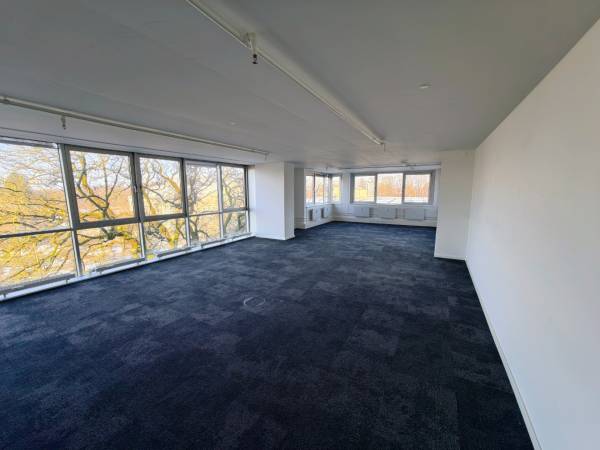 Moderne Bürogemeinschaft in München-Milbertshofen-Am Hart — Bild 2