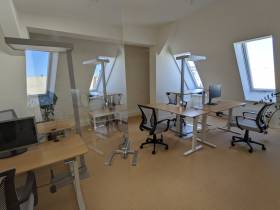 Büros ohne Zusatzkosten. Kaffee, Drucken, Reinigung, Internet, Meetingraum, alles schon im Preis drin