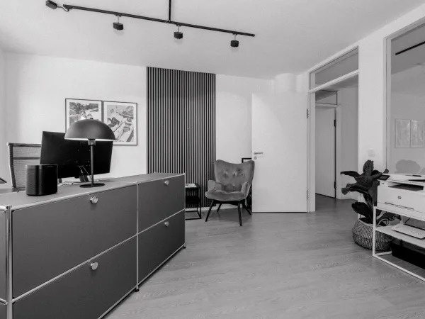 Abschließbares Büro in München (Ludwigsvorstadt-Isarvorstadt) – Moderner Büroraum in Bürogemeinschaft in Ludwigsvorstadt-Isarv — Bild 1