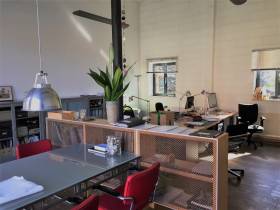 Industrieller Loft-Charme im kreativen Umfeld