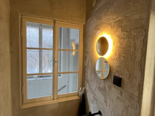 Kreative Bürogemeinschaft in lichtdurchflutetem Loft in Augsburg — Bild 4
