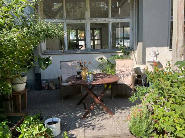 Kreative Bürogemeinschaft in lichtdurchflutetem Loft in Augsburg — Bild 6