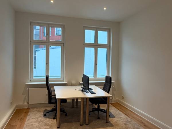 Abschließbares Büro in Hamburg (Neustadt) – Hamburg-Innenstadt: Stilvolles Altbau-Büro in den Colonnaden — Bild 8
