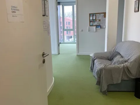 Abschließbares Büro in Lüdinghausen (Seppenrade) – Privater Büroraum in netter Bürogemeinschaft in Seppenrade — Bild 1