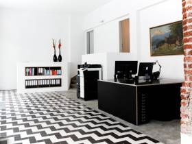 Schreibtisch sucht Täter