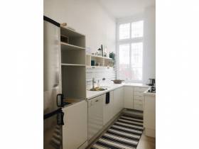 Arbeitsplatz in schönem Altbau / EG