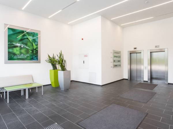 Moderner, heller Büroraum in Bürogemeinschaft in München-Laim — Bild 7
