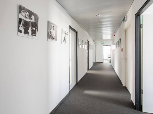 Moderner, heller Büroraum in Bürogemeinschaft in München-Laim — Bild 8