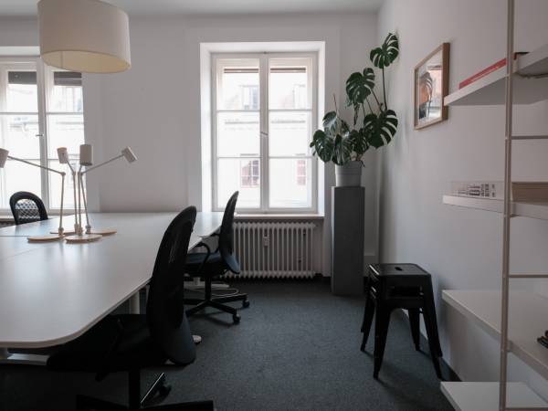 Modernes Office am Gärtnerplatz in München-Glockenbachviertel — Bild 2