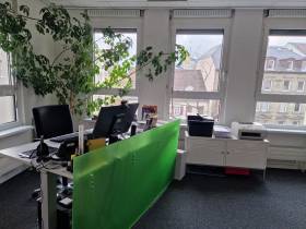 Heller Büroraum in kreativem nachhaltigem Ambiente Stuttgart