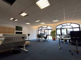 Superhelles Büro in ruhiger Bürogemeinschaft