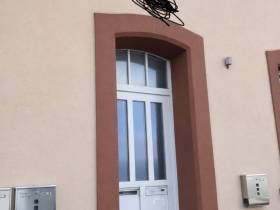 Mini Büro mit Fenster und Möblierung zu vermieten – Alt-Saarbrücken