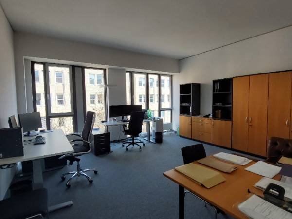 Moderne Büroräume in Bürogemeinschaft in Stuttgart-Bad Cannstatt — Bild 4