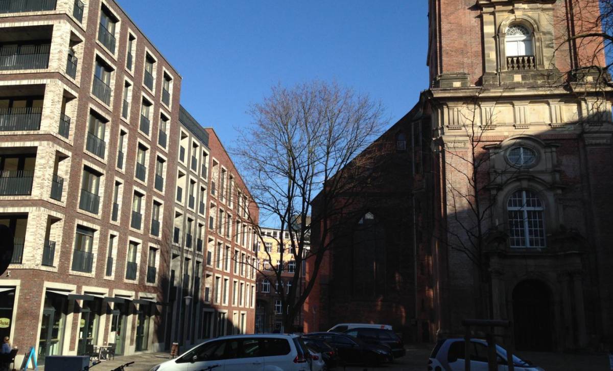 Sonnige Bürogemeinschaft im Kontorhaus in Hamburg-Altstadt