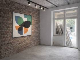 Moderne Loft-Büros mit Gemeinschaftsbereich