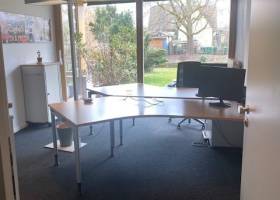 Offene Arbeitsplätze – Foto 2