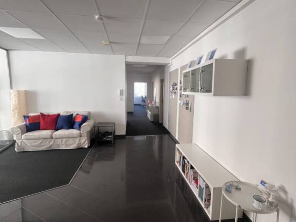 Voll ausgestattete Bürogemeinschaft in Frankfurt am Main Innenstadt — Bild 5