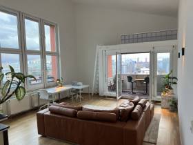 Penthouse-Büro mit Spree-Blick & Fernsehturm