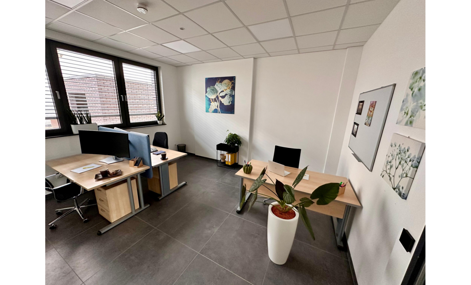 Arbeitsplatz Marie-Curie-Straße Brühl 