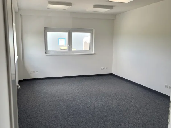 Bürofläche in Kist (Kist) – Moderne Bürogemeinschaft in Kist mit Blick in die Natur — Bild 4