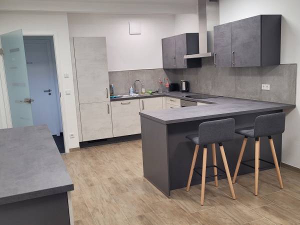Helle und moderne Büros mit Naturblick in Kist — Bild 6