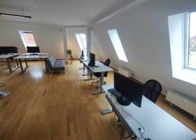 Fix Desk