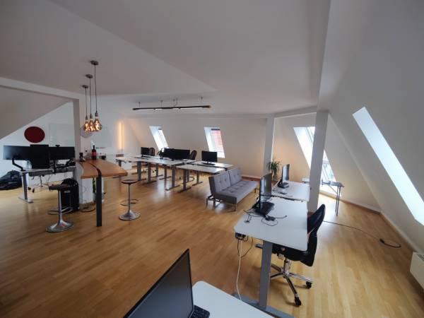 Helle Bürogemeinschaft im Dachgeschoss in München Au-Haidhausen — Bild 5