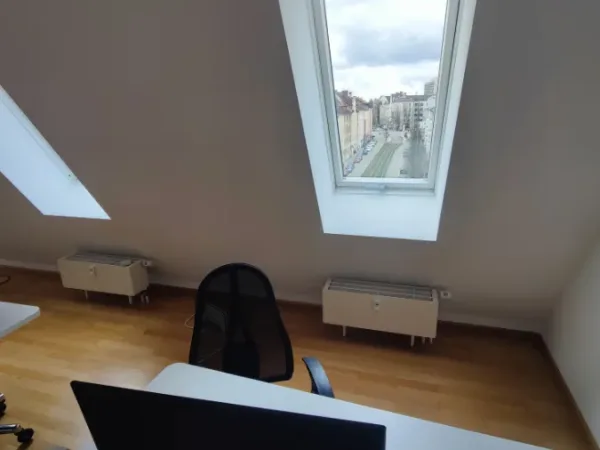 Abschließbares Büro in München (Au-Haidhausen) – Helles Einzelbüro in ruhiger Bürogemeinschaft in München-Haidhausen — Bild 6