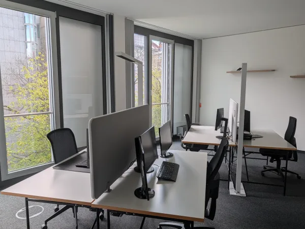 Abschließbares Büro in Stuttgart (Feuersee) – Helle, moderne Büros in Bürogemeinschaft am Feuersee, Stuttgart — Bild 2