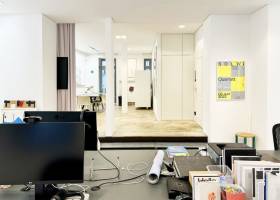 Schreibtisch-/Arbeitsplatz – Foto 2