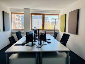 Bürofläche in Köln Deutz mit Domblick