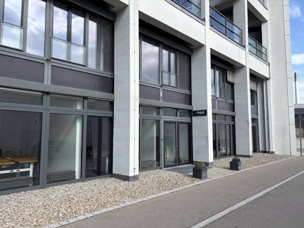 Moderne Büros und Coworking Space in Ulm mit Top-Anbindung — Bild 1