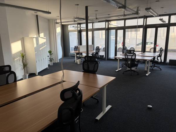 Moderne Büros und Coworking Space in Ulm mit Top-Anbindung — Bild 4