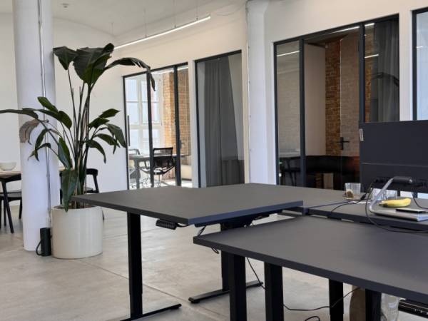 Schreibtischplatz in Berlin (Kreuzberg) – Helle Bürogemeinschaft im Herzen von Berlin-Kreuzberg — Bild 6