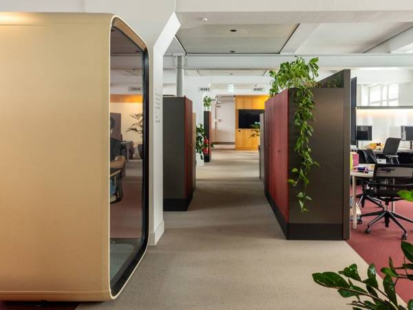 Abschließbares Büro in Berlin (Mitte) – Moderne Büroflächen und Coworking Space in Berlin-Mitte — Bild 8