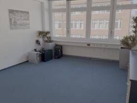 Untermiete / Bürogemeinschaft / Privater schöner Büroraum
