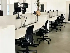 Moderne Büros & Coworking in Augsburg Am Schäfflerbach
