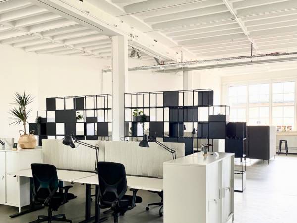 Moderner Business Center mit Büros & Coworking-Plätzen in — Bild 5