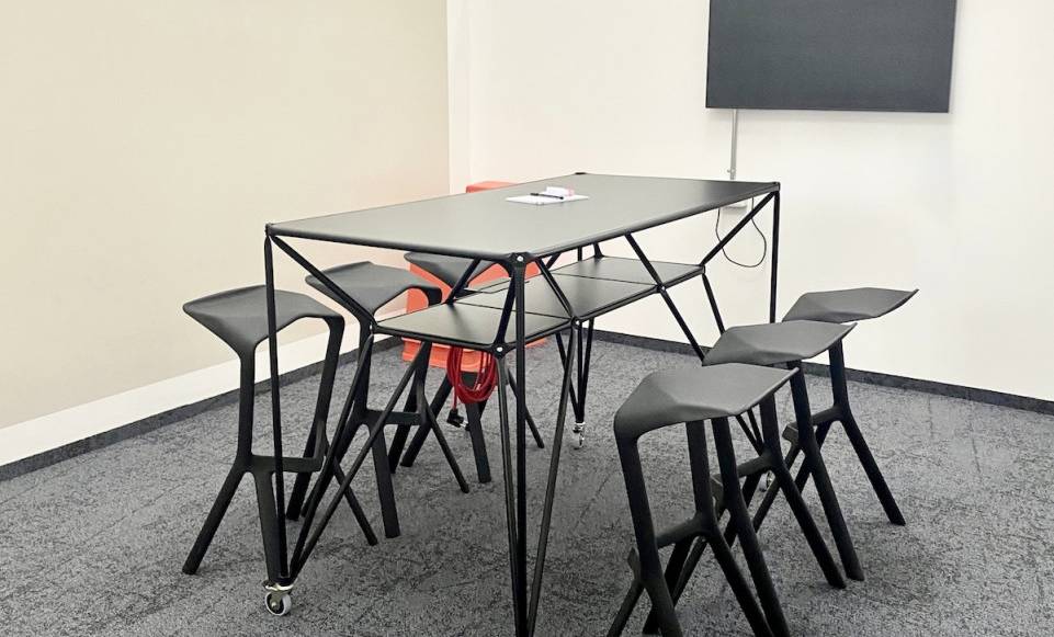 Flexibel buchbarer Meetingraum