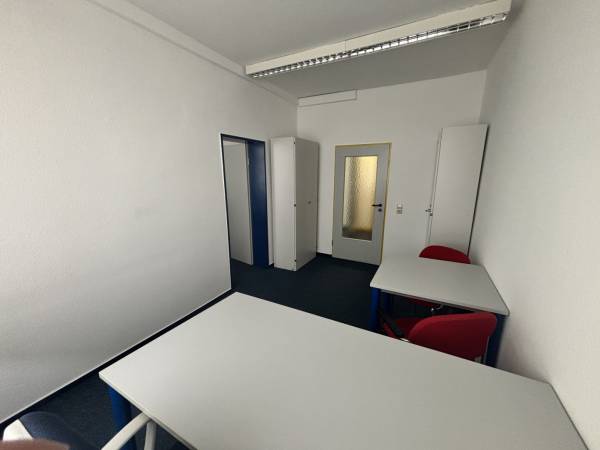 Vielfältige Büros und Labore in Zwickau Innenstadt — Bild 3