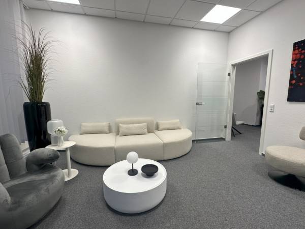 Moderne Büros & Coworking Space in Göppingen — Bild 3