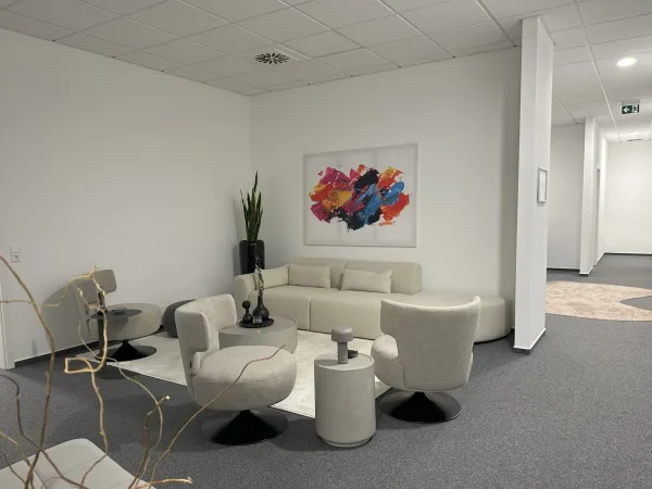 Schreibtischplatz in Göppingen (Faurndau) – Moderne Bürogemeinschaft und Coworking in Göppingen-Faurndau — Bild 4
