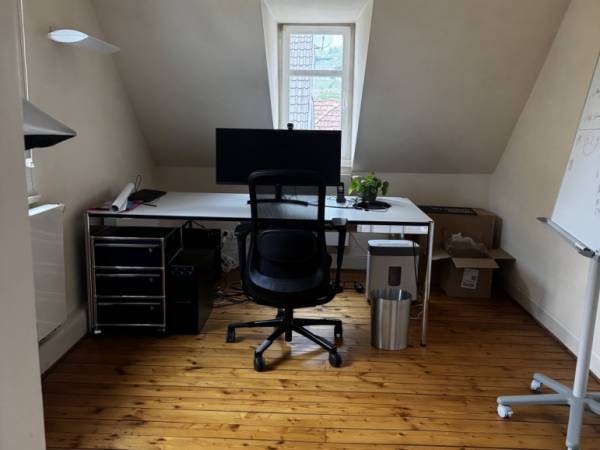 Helles Büro in professioneller Bürogemeinschaft in Asperg — Bild 1