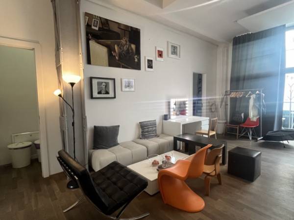 Abschließbares Büro in Berlin (Prenzlauer Berg) – Zwei Arbeitsplätze in heller Kreativagentur in Berlin Mitte / Prenzlauer Berg zu vermieten — Bild 8