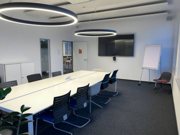 Moderne, vollmöblierte Büros in Neu-Isenburg — Bild 4