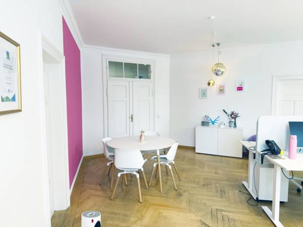 Charmante Büroräume in Bürogemeinschaft in München-Maxvorstadt — Bild 2