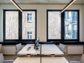 Moderene Plug‑and‑Play‑Bürofläche an der Warschauer Straße